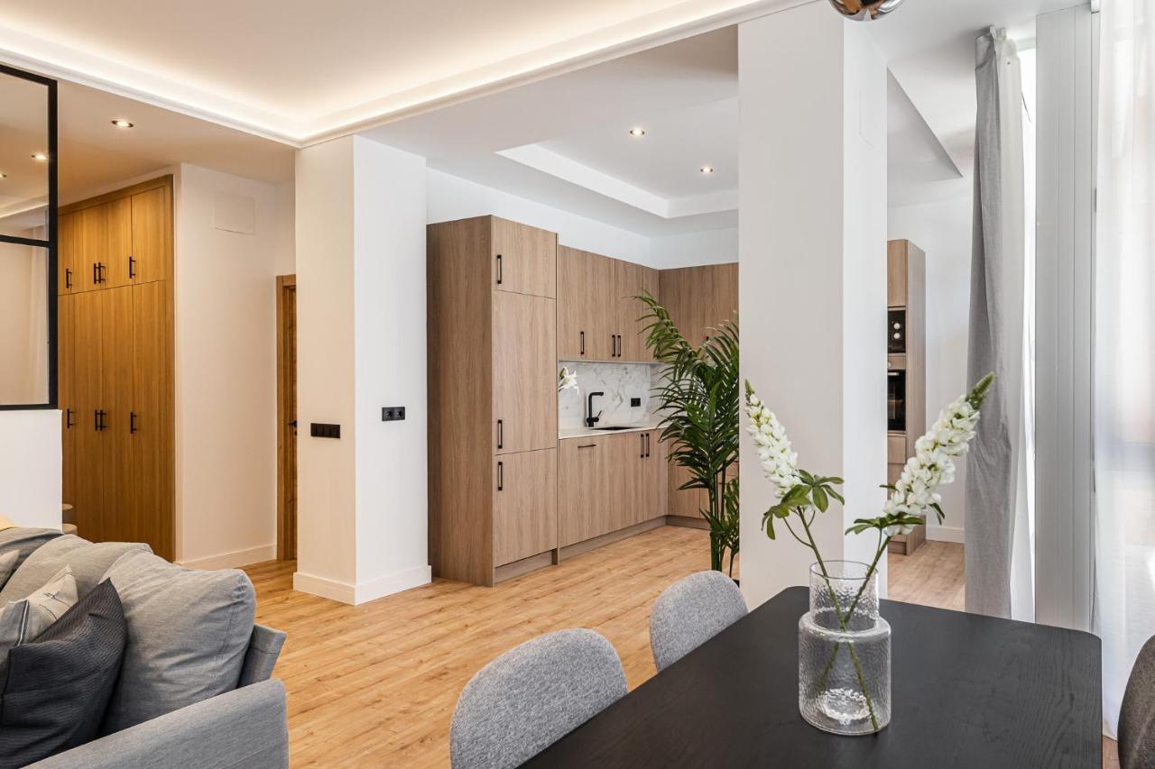 Apartament Exyca Embajadores Madryt Zewnętrze zdjęcie